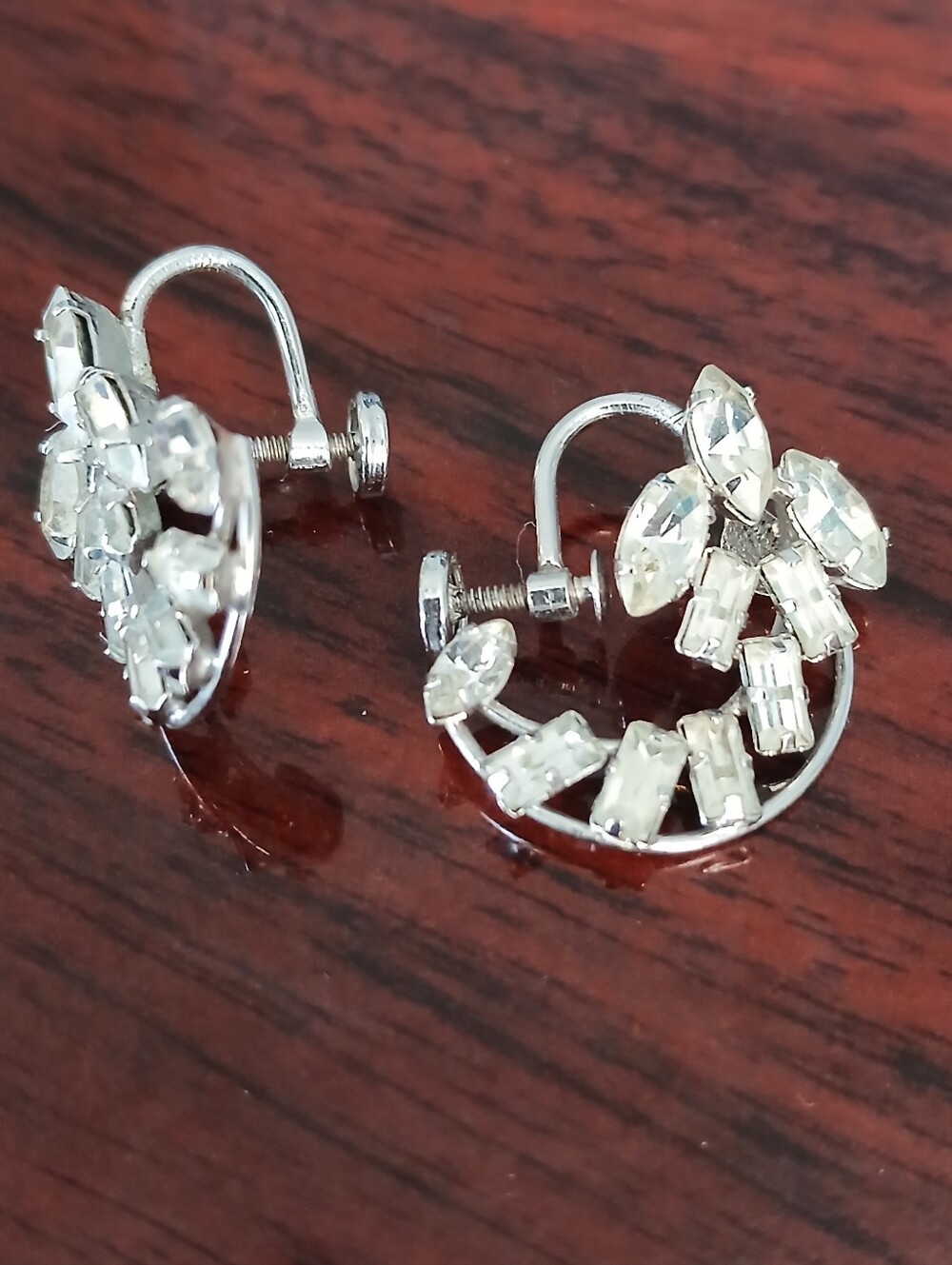 Vintage Art Deco Style C-Shape Estate Screw Back Earrings